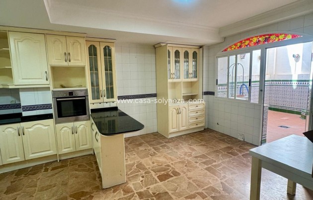 Herverkoop - Appartement / flat - Torrevieja - Center