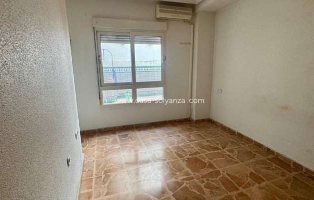 Herverkoop - Appartement / flat - Torrevieja - Center