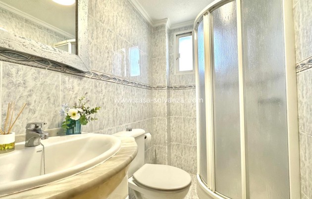 Herverkoop - Appartement / flat - Torrevieja - La Siesta