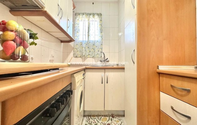 Herverkoop - Appartement / flat - Torrevieja - La Siesta