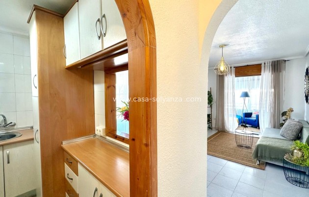 Herverkoop - Appartement / flat - Torrevieja - La Siesta