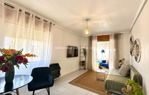 Herverkoop - Appartement / flat - Torrevieja - La Siesta