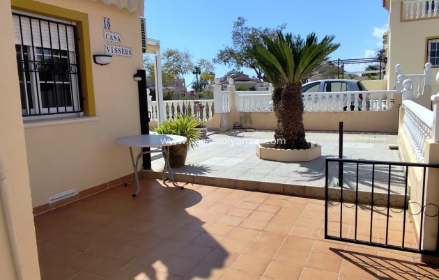 Herverkoop - Bungalow - Orihuela - Urbanización Perla del Mar