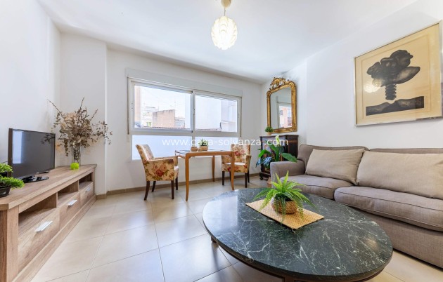 Wiederverkauf - Wohnung - Alicante - Carolinas Bajas