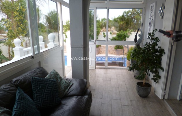 Resale - Villa - Playa Flamenca - Costa Blanca