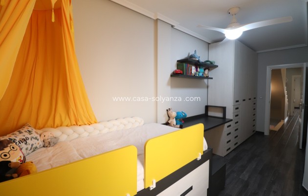 Reventa - Adosado - Redovan - Redovan - Town