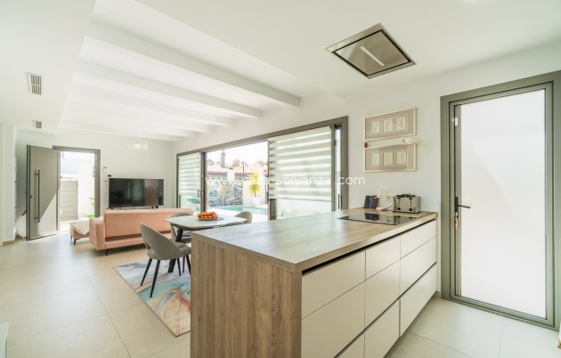 Herverkoop - Villa - Orihuela Costa - Costa Blanca