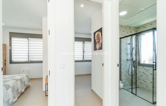 Herverkoop - Villa - Orihuela Costa - Costa Blanca