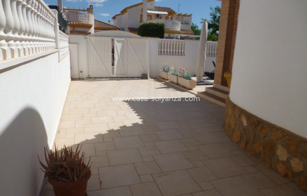 Resale - Villa - Pilar de la Horadada - Costa Blanca