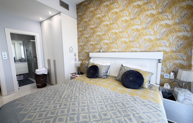 Reventa - Villa - Villamartin - Villamartín