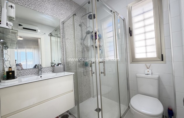 Reventa - Villa - Villamartin - Villamartín