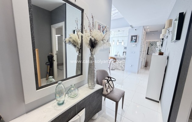 Reventa - Villa - Villamartin - Villamartín