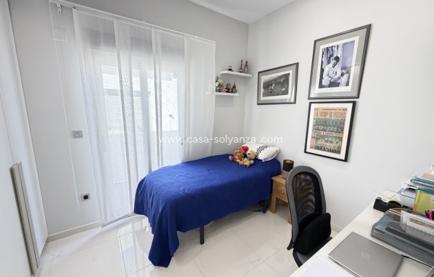 Reventa - Villa - Villamartin - Villamartín