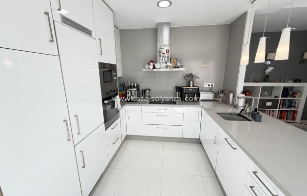 Reventa - Villa - Villamartin - Villamartín