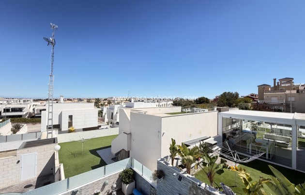 Reventa - Villa - Villamartin - Villamartín