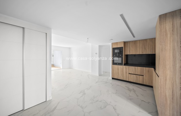 Herverkoop - Appartement / flat - Torrevieja - Punta Prima