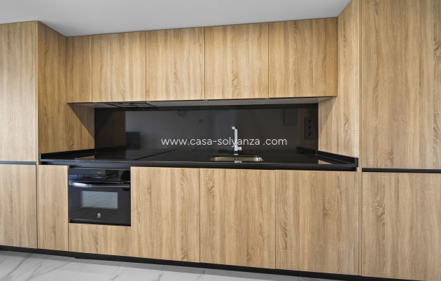 Herverkoop - Appartement / flat - Torrevieja - Punta Prima