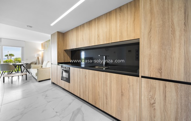 Herverkoop - Appartement / flat - Torrevieja - Punta Prima