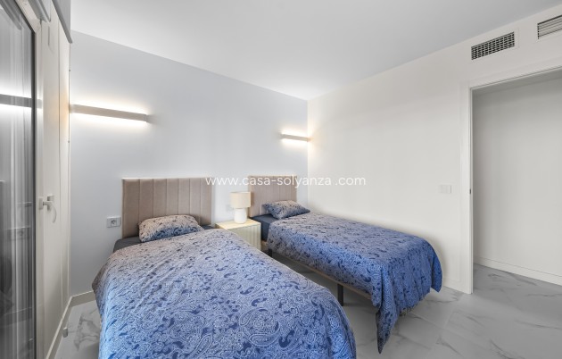 Herverkoop - Appartement / flat - Torrevieja - Punta Prima