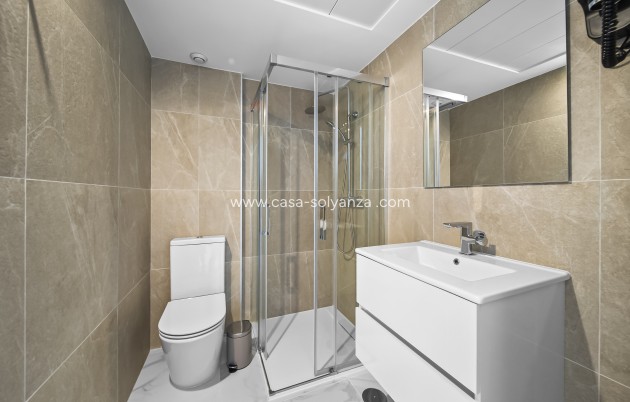 Herverkoop - Appartement / flat - Torrevieja - Punta Prima