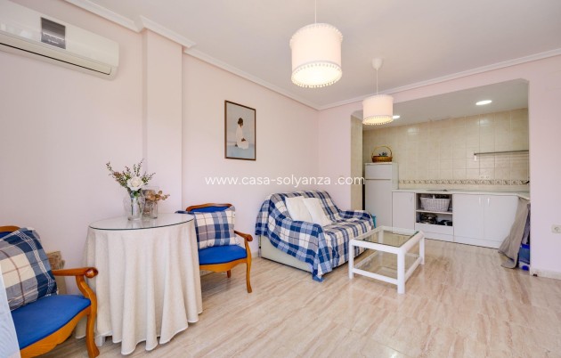 Herverkoop - Appartement / flat - Torrevieja - Center