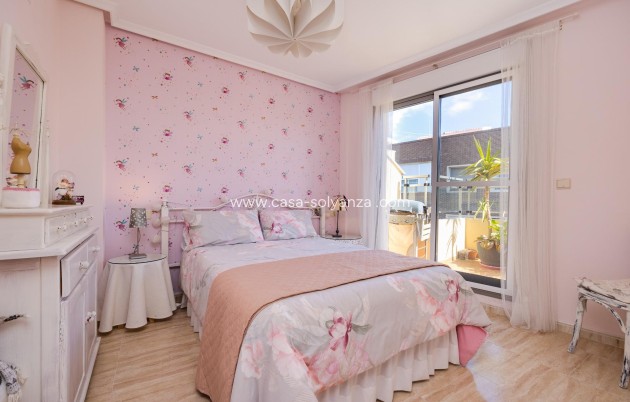 Herverkoop - Appartement / flat - Torrevieja - Center