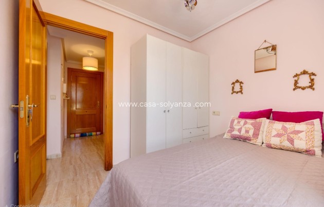 Herverkoop - Appartement / flat - Torrevieja - Center