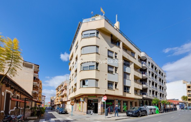 Herverkoop - Appartement / flat - Torrevieja - Center
