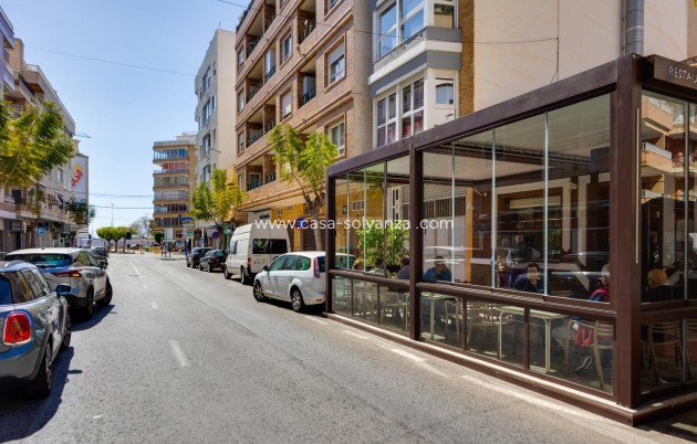 Herverkoop - Appartement / flat - Torrevieja - Center