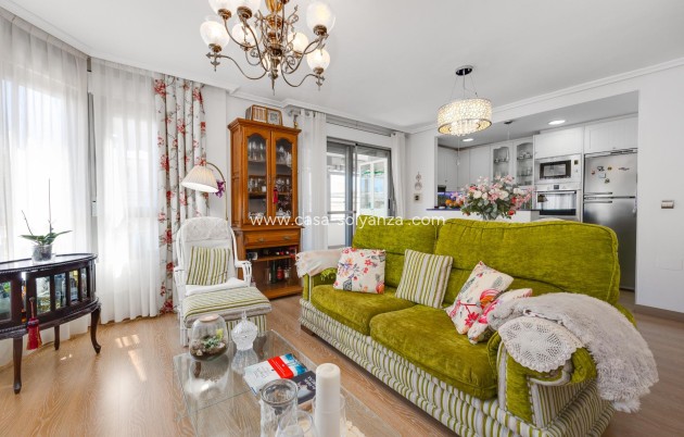 Revente - Appartement - Torrevieja - Center