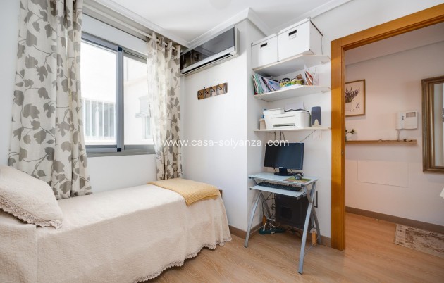 Revente - Appartement - Torrevieja - Center