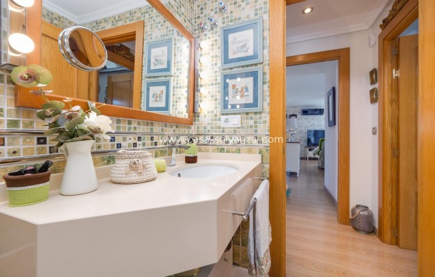 Revente - Appartement - Torrevieja - Center