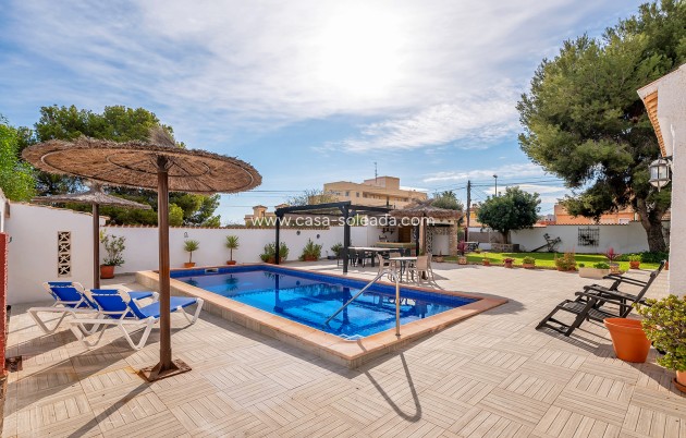 Revente - Villa - Orihuela Costa - Lomas de Cabo Roig