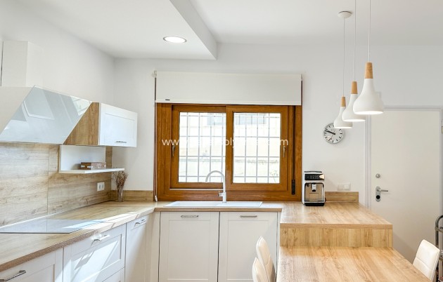 Herverkoop - Villa - Dehesa De Campoamor - Costa Blanca