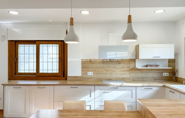 Herverkoop - Villa - Dehesa De Campoamor - Costa Blanca