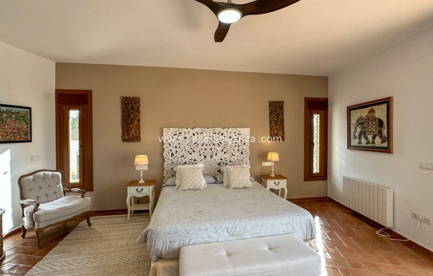 Herverkoop - Villa - Dehesa De Campoamor - Costa Blanca