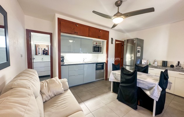 Reventa - Apartamento / piso - Villamartin - Costa Blanca