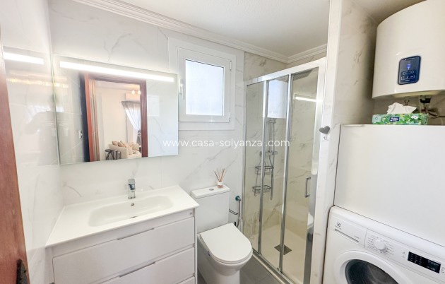 Reventa - Apartamento / piso - Villamartin - Costa Blanca