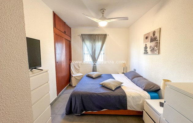 Reventa - Apartamento / piso - Villamartin - Costa Blanca