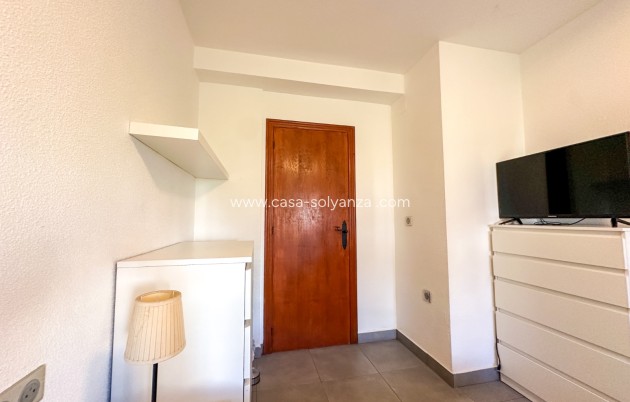 Reventa - Apartamento / piso - Villamartin - Costa Blanca