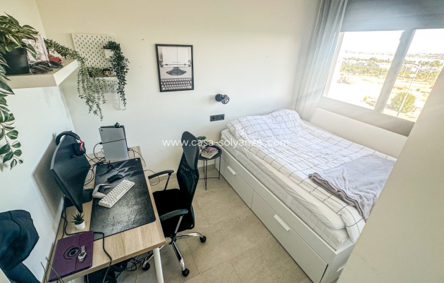 Resale - Apartment / flat - Torrevieja - Costa Blanca