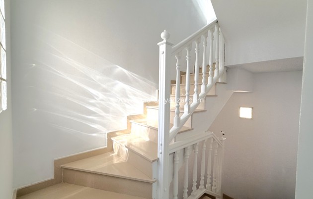 Herverkoop - Herenhuis - Orihuela - Inland