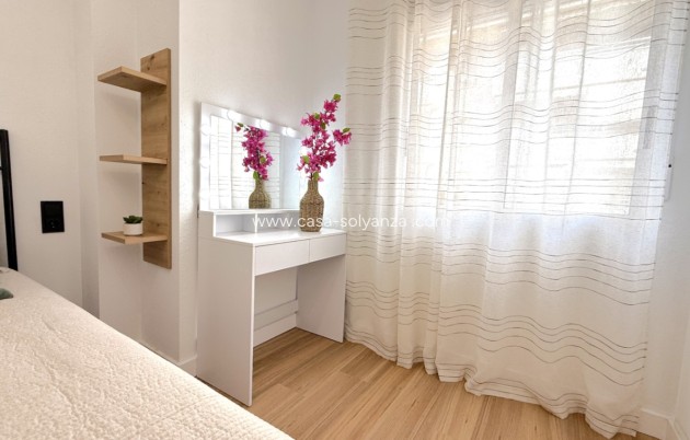 Resale - Apartment / flat - Torrevieja - Costa Blanca