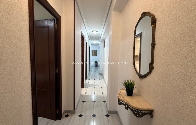 Resale - Apartment / flat - Torrevieja - Costa Blanca