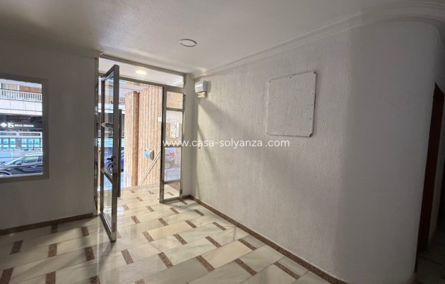Resale - Apartment / flat - Torrevieja - Costa Blanca