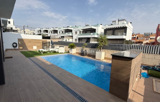 Herverkoop - Villa - Orihuela - Inland