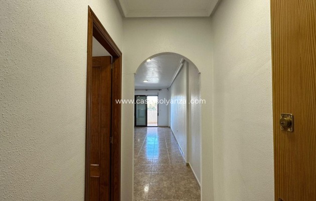 Wiederverkauf - Wohnung - Orihuela Costa - Campoamor