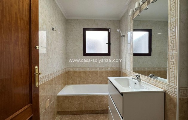 Wiederverkauf - Wohnung - Orihuela Costa - Campoamor