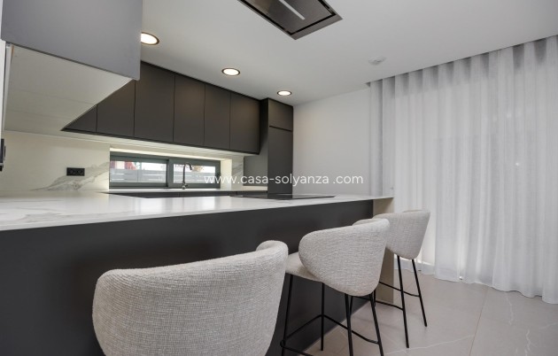 Obra nueva - Villa - Torrevieja - Sector 25