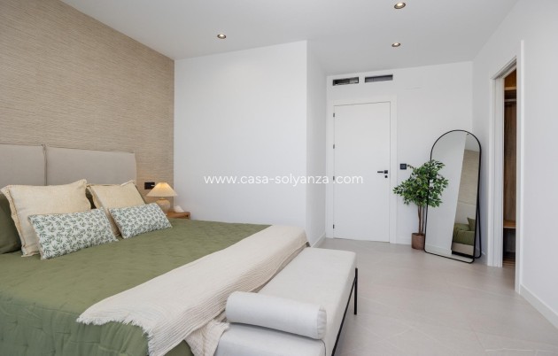 Obra nueva - Villa - Torrevieja - Sector 25